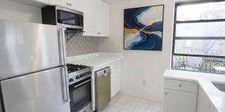29 7th Avenue South Gallery 9