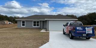 Custom Home - Desirable SE Ocala Neighborhood 3/2/2 **Won't Last** Gallery 1