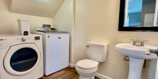 2bd, 1.5 bath Condo for Rent in Fairbanks! Gallery 21