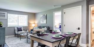 Huntington Exchange Dover Gallery 43