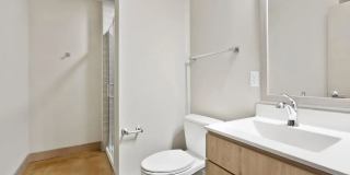 FURNISHED STUDIO IN THE HEART OF THE NORTH LOOP - UTILITIES INCLUDED! Gallery 11