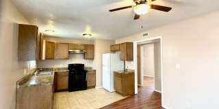 Three Bed/ 2 Bath House Gallery 1