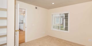 The Village at Del Mar Heights Gallery 33