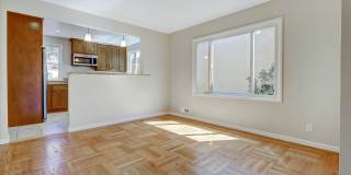 Spacious Westlake Home Gallery 6