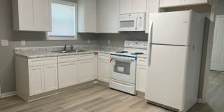 Fully Renovated Apartment Duplex Located in the Heart of Edgewood Gallery 5