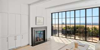 2428 The Strand Gallery 8