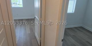 694 SE Lake Falls St Gallery 24