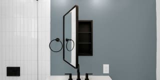 1021 N Genesee Ave Gallery 17