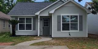 Modern Charm & Tranquil Living: 3-Bedroom Rental Home with New Upgrades in Valdosta, GA Gallery 1