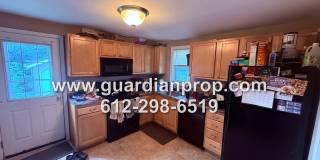 House in Midway Available September 1, Updated Kitchen & Bath, Fenced Yard, 2 Car Garage Gallery 4
