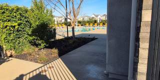 Gorgeous 4 Bedroom 3.5 bath with loft Gallery 39