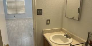 15 McLennan Oak Gallery 15
