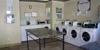 Available now! Studio apartment! Gallery 3