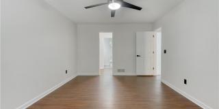 61 Powers Ferry Manor SE Gallery 30