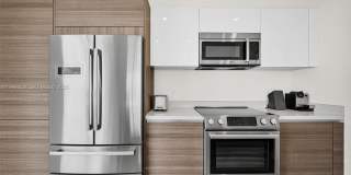 1900 SE 2nd St Gallery 16