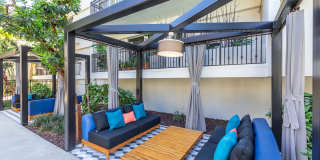 The Plaza at Sherman Oaks Gallery 22