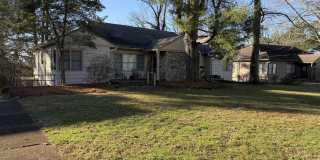 948 James Boulevard Gallery 1