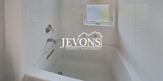 Luxury single-family home with inclusive water, sewer, and garbage Gallery 26