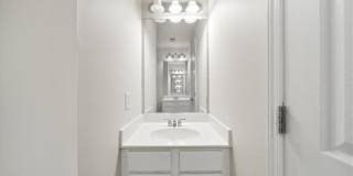 205 16th Street NW Gallery 17