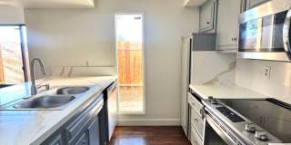 Beautiful Condo For Rent Gallery 5