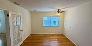 1431 Oneonta Knoll Gallery 1