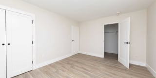 Lakeview Terrace Gallery 11