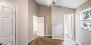 Jamestown Manor Apartments Gallery 16