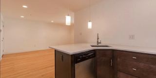 980-82 N 2ND Street Gallery 6