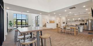 Farmhouse Luxury Apartments Gallery 33