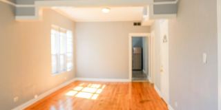 3525 West Dickens Gallery 10