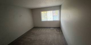 Two-Bed Downtown Apt with a View! Gallery 45