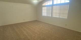 5 BEDROOM, 2 STORY,SPACIOUS VICTORVILLE HOME! NEAR MALL! Gallery 13