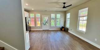 1411 S Washington Avenue Gallery 4