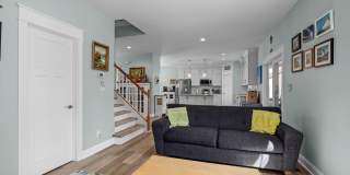 310 Lord Berkeley Drive Gallery 24