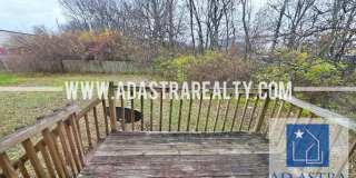 Beautiful Updated Duplex in Grandview-Available NOW!! Gallery 30