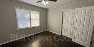 1017 E. 38th Pl Gallery 7