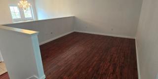 Beautifully Remodeled Tri Story Home located in a Gated Community ... Gallery 6