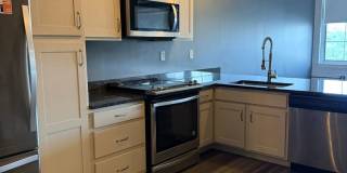 Oak Knitting Mill Apartments – Franklin Square Available Gallery 15