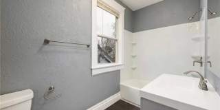Beautiful Historic Home For Rent! Gallery 12