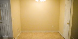 Townhome In Westbrook Near Campus--Pre-lease for the Fall Gallery 9