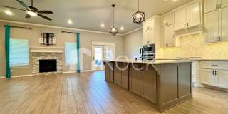 Spacious Craftsman Home on cul-de-sac - Electric Included! Gallery 9