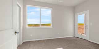 Luxury Townhome with Stunning Mountain Views | 4 Bed | 3.5 Bath Gallery 28