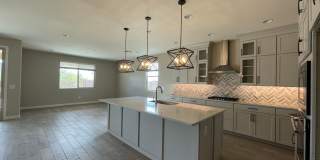 4 Bed / 3 Bath Energy-efficient home! Highly-desired community, Saguaros Viejos,in Oro Valley. 4 Bed / 3 Bath Energy-efficient home! Highly-desired community, Saguaros Viejos,in Oro Valley. Gallery 1