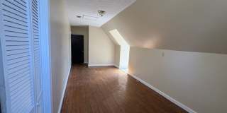5BR/2.5 Bath in Prime 12 South | Park-Facing | Two Sunrooms | Walkable Luxury Living Gallery 52