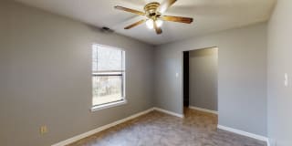 Mill Creek Gallery 11