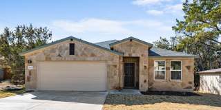 Gorgeous Newer Home with Country Feel in Lago Vista - Luxe life by the Lake Gallery 17