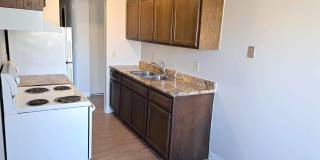 Corinthian Gallery 22