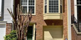 7504 LAMOYNE Court Gallery 1