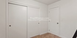 Mid-Century Modern Three Bedroom in Happy Valley! Mid-Century Modern Three Bedroom in Happy Valley! Gallery 17