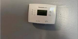 Room in 3 Bedroom Home at River Park Dr Gallery 13